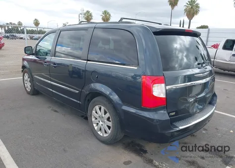 2013 Chrysler Town & Country Touring from USA, damaged, VIN 2C4RC1BG1DR675026
